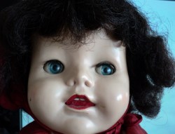 saucy walker red coat 001_02